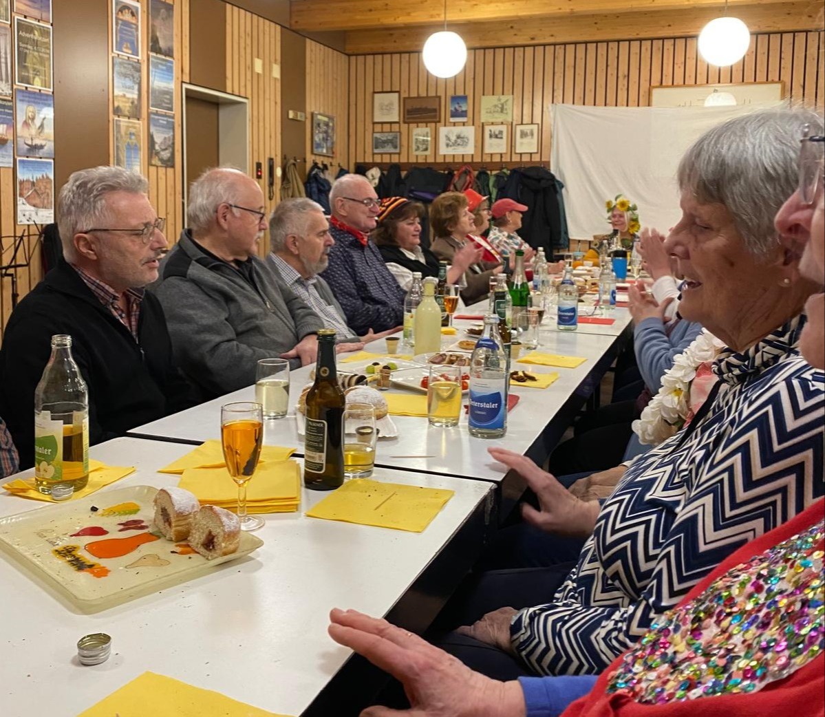 ... dann kommt der gesellige Teil